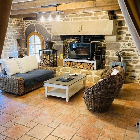 Maison de caractère datant de 1739 Quistinic Esterno foto